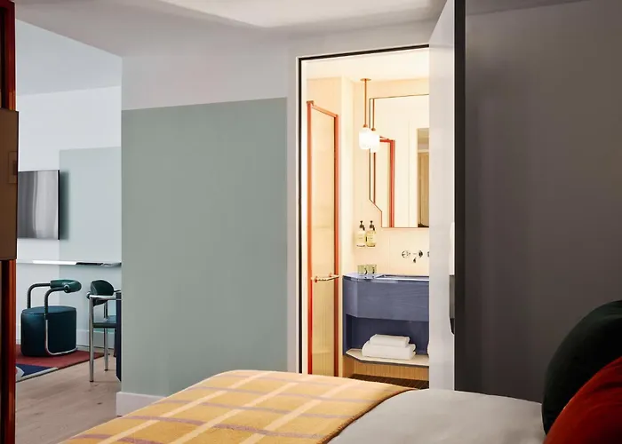 Otel Kimpton Main Frankfurt By Ihg 5*